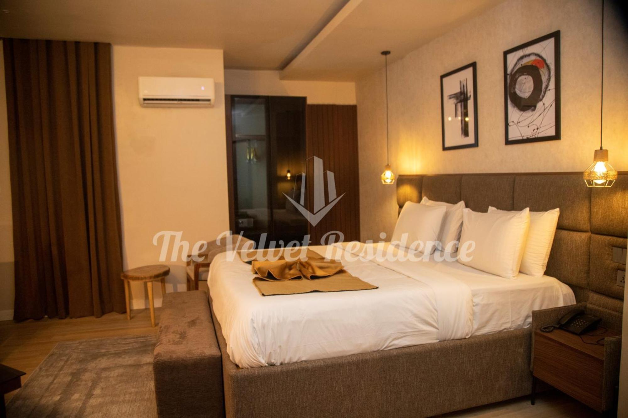 The Velvet Residence Abuja Exterior foto